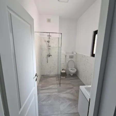 Apartament Leon Constanţa